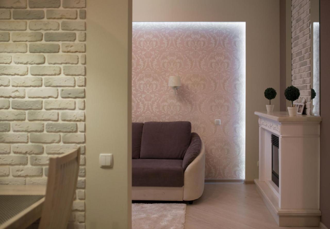 Remarkable Appartments In Town Center Poltava Exterior foto